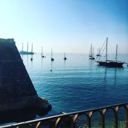 Liston * Corfu (city)
