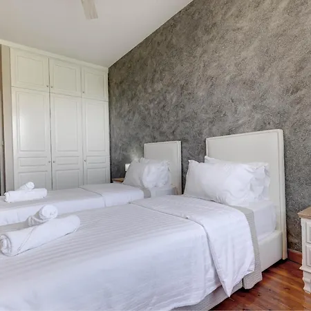 Liston Boutique Corfu (city)
